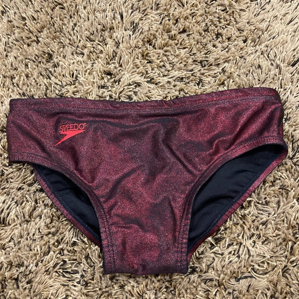 Sparkle red Speedo